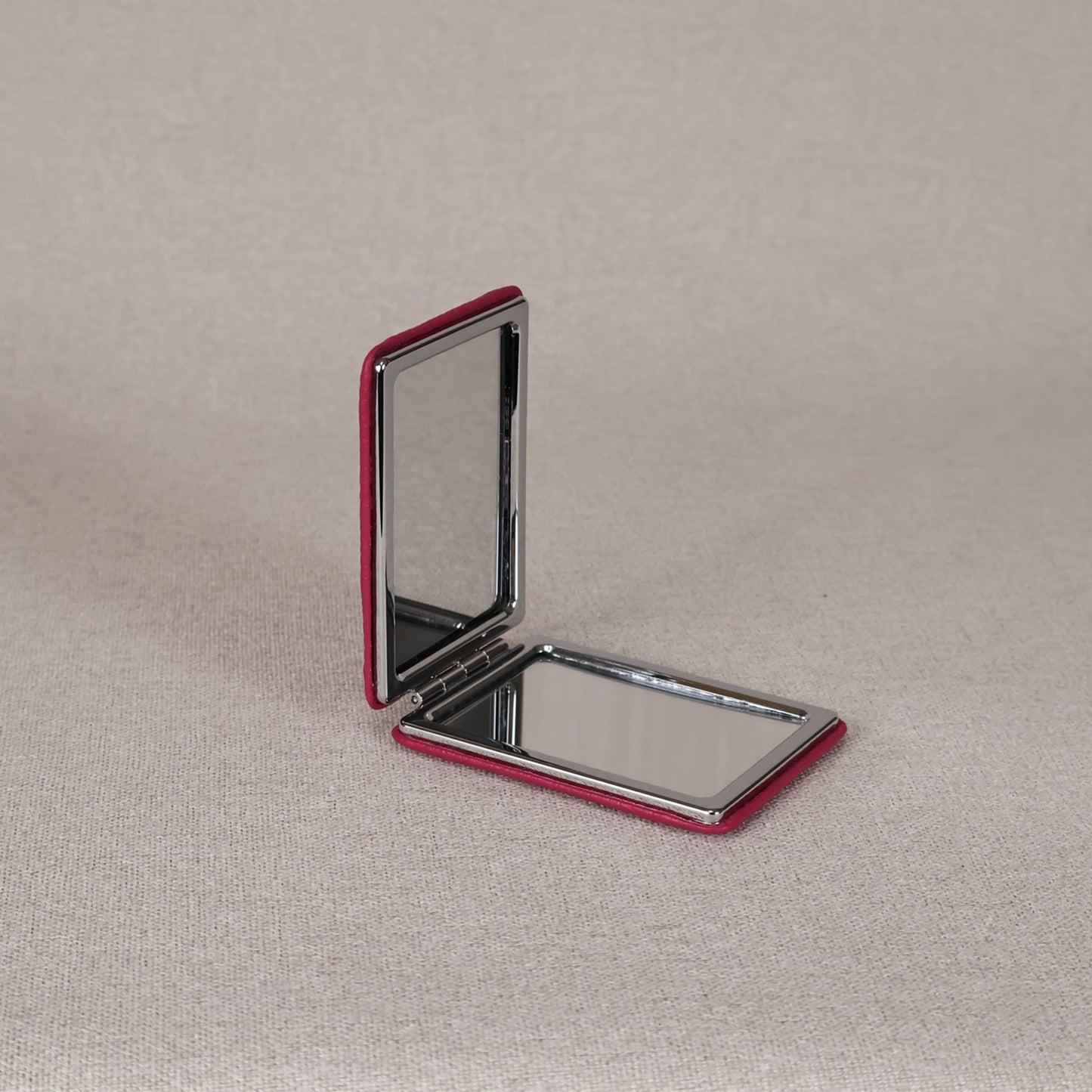 Makeup mirror pocket size pink color